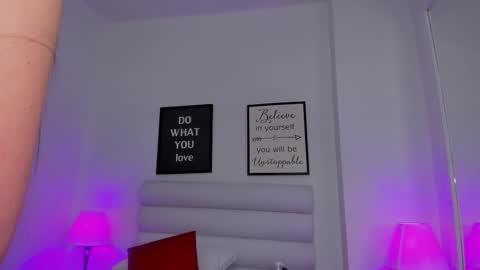 Snapshot of mariam_scott18 chatting on March 2025 01:36:02 AM Mariam online show from March 2025 01:36:02 AM