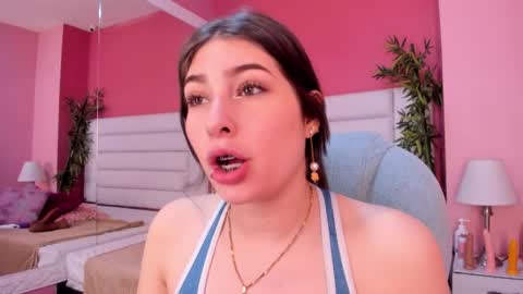 Snapshot of mariam_scott18 chatting on October 2025 03:50:01 AM Mariam online show from October 2025 03:50:01 AM