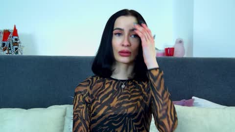 MariaMenson online show from January 2025 03:26:02 AM