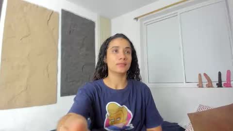 Marian online show from November 2025 10:52:02 AM