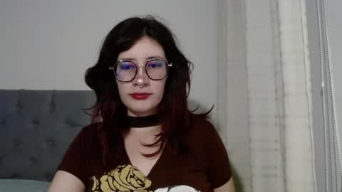 Mariana online show from February 2025 07:33:01 PM
