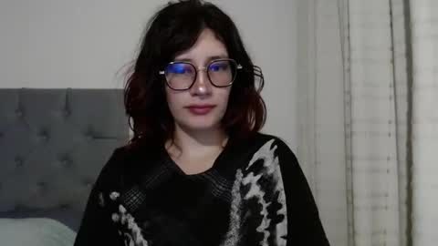 Mariana online show from February 2025 09:50:02 PM