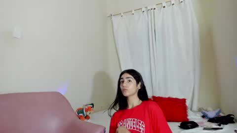 Snapshot of mariana_16_ chatting on December 2024 03:00:02 PM mariana_16_ online show from December 2024 03:00:02 PM