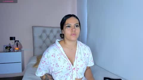 Mariana   roexx online show from October 2025 05:10:02 PM