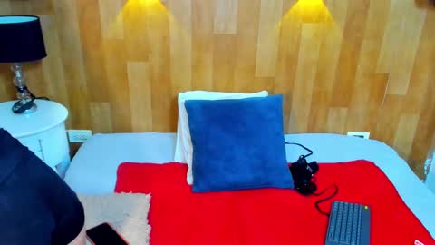 Mariana Angel online show from March 2025 07:05:02 PM