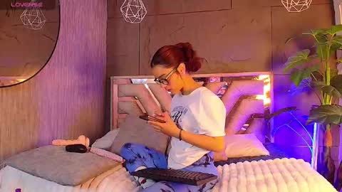 Snapshot of mariana_aldana_ chatting on March 2026 12:42:01 PM marii online show from March 2026 12:42:01 PM
