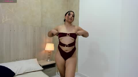 Snapshot of mariana_allen chatting on June 2026 07:45:01 PM Mariana Allen online show from June 2026 07:45:01 PM