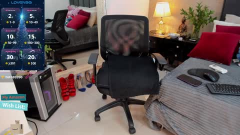 Mar y online show from December 2024 05:26:02 PM