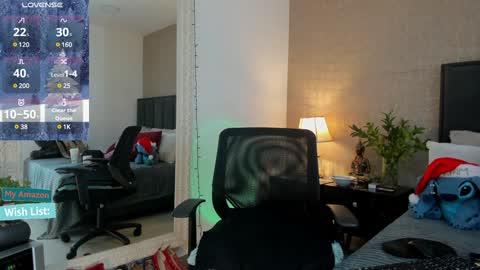 Mar y online show from December 2024 01:41:02 PM