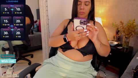 Mar y online show from January 2025 02:44:01 PM