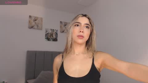 Mariana online show from April 2026 06:34:01 PM