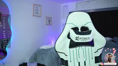 Mariana  online show from October 2025 06:50:01 PM