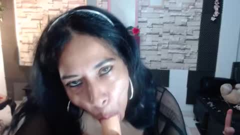 mariana_night online show from December 2024 09:15:02 PM