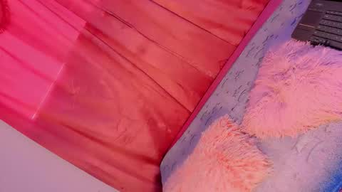 Mariana online show from September 2025 12:08:02 PM