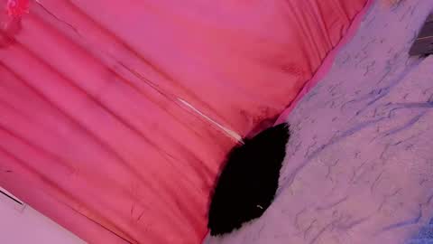 Mariana online show from November 2025 11:21:01 AM