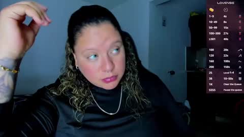  Independent Model online show from January 2025 11:18:01 PM