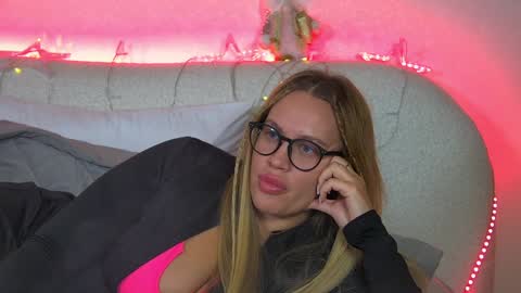 Maria online show from January 2025 01:11:01 AM