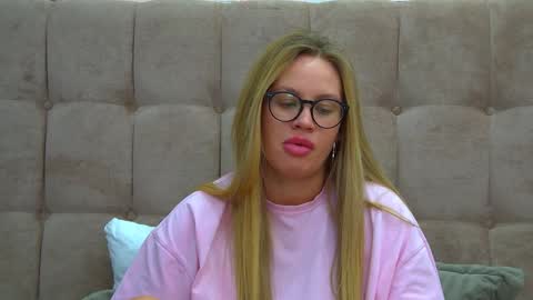 Maria online show from January 2025 01:10:02 AM