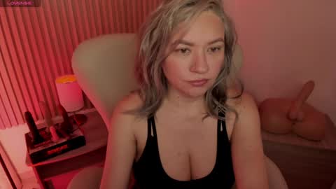 Marian Love  online show from January 2025 10:32:01 AM