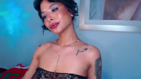 Snapshot of marianne__ chatting on December 2024 07:20:01 AM M A R I A N E online show from December 2024 07:20:01 AM