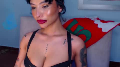 Snapshot of marianne__ chatting on December 2024 08:31:01 AM M A R I A N E online show from December 2024 08:31:01 AM