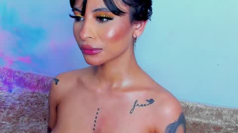 Snapshot of marianne__ chatting on February 2025 07:15:02 AM M A R I A N E online show from February 2025 07:15:02 AM