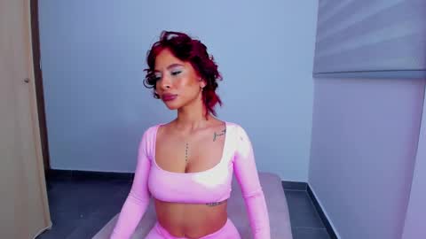 Snapshot of marianne__ chatting on February 2025 07:16:02 AM M A R I A N E online show from February 2025 07:16:02 AM