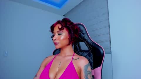 Snapshot of marianne__ chatting on February 2025 04:58:02 AM M A R I A N E online show from February 2025 04:58:02 AM