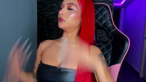 Snapshot of marianne__ chatting on September 2025 04:58:01 AM M A R I A N E online show from September 2025 04:58:01 AM