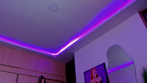 Snapshot of marianne__ chatting on October 2025 03:02:01 PM M A R I A N E online show from October 2025 03:02:01 PM