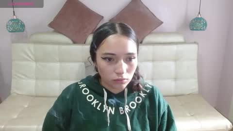 marianne_cam online show from April 2026 04:21:01 PM