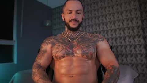 Snapshot of mariano_costa chatting on December 2024 05:37:02 AM Mariano Costa online show from December 2024 05:37:02 AM