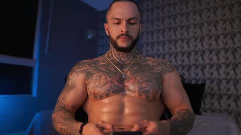 Snapshot of mariano_costa chatting on January 2025 03:57:01 AM Mariano Costa online show from January 2025 03:57:01 AM