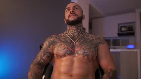 Snapshot of mariano_costa chatting on January 2025 05:21:01 AM Mariano Costa online show from January 2025 05:21:01 AM