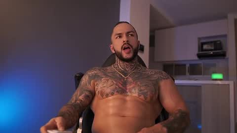 Snapshot of mariano_costa chatting on January 2025 07:39:02 AM Mariano Costa online show from January 2025 07:39:02 AM