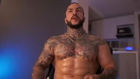 Snapshot of mariano_costa chatting on January 2025 01:54:01 AM Mariano Costa online show from January 2025 01:54:01 AM