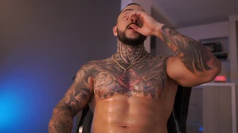 Snapshot of mariano_costa chatting on February 2025 12:18:01 AM Mariano Costa online show from February 2025 12:18:01 AM