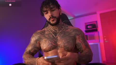 Snapshot of mariano_costa chatting on October 2025 04:46:02 AM Mariano Costa online show from October 2025 04:46:02 AM