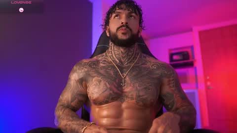 Snapshot of mariano_costa chatting on November 2025 05:40:02 AM Mariano Costa online show from November 2025 05:40:02 AM