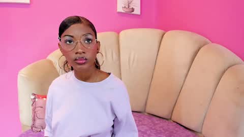 marianrosse online show from September 2025 06:41:02 PM