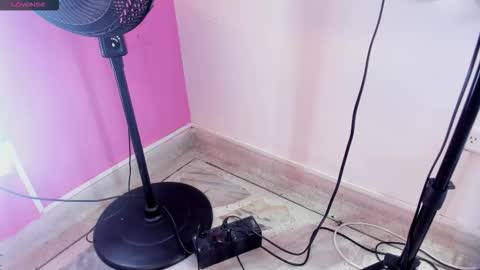 marianrosse online show from September 2025 08:14:01 PM