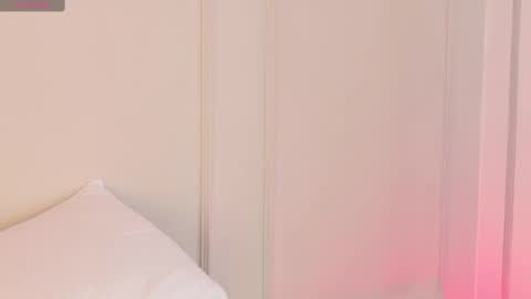 Maria Pettit online show from October 2025 10:56:02 AM