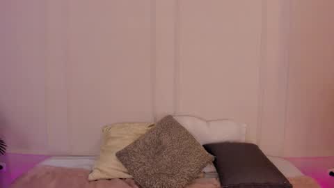 Maria Pettit online show from February 2026 12:06:02 PM