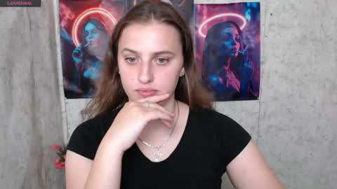 Snapshot of mariatess_ chatting on May 2026 10:21:01 AM Mariia online show from May 2026 10:21:01 AM
