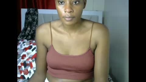 Pauline online show from December 2024 10:12:01 PM