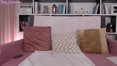 Snapshot of marie_antoinette62 chatting on October 2025 06:13:02 AM Maria online show from October 2025 06:13:02 AM