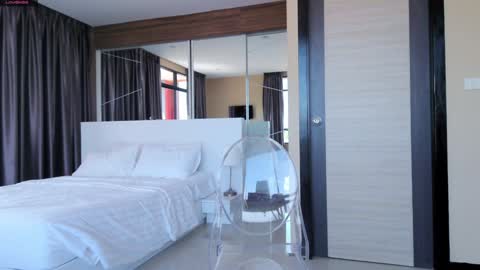 Marie online show from January 2025 06:59:01 AM