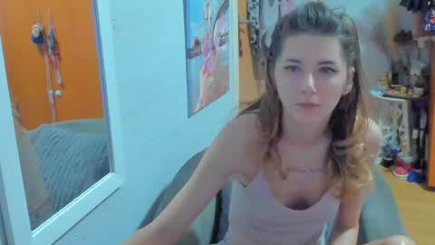 Marie   online show from January 2025 06:48:02 AM