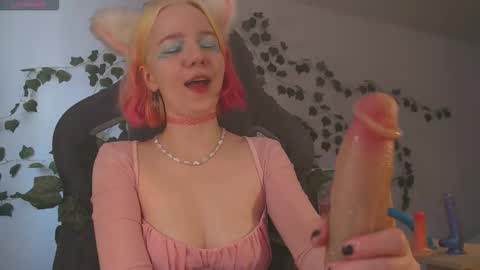 Mariel Gold online show from March 2026 07:19:02 AM