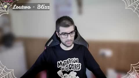 Marie online show from October 2025 12:50:01 PM